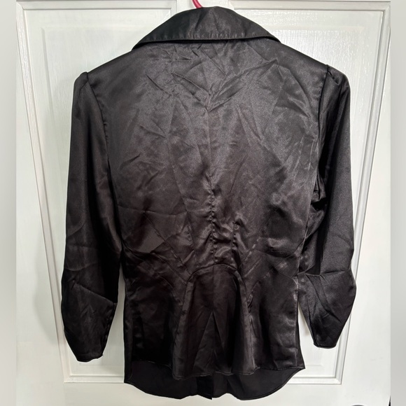 EUC Silky Snap Button Shirt - Picture 2 of 8